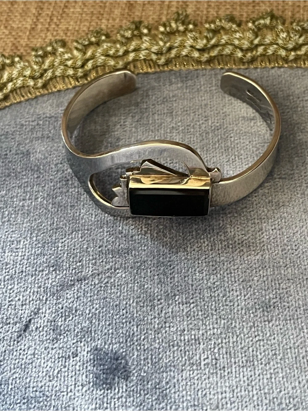 Sterling Silver  Cuff. Taxco Mexico Onix Stone  Mark 925